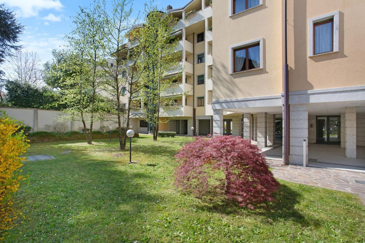 Apartmán Casa Rosada Monza Autodromo Nova Milanese Exteriér fotografie